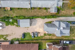 38 Park Ave, Amityville, NY 11701 - Photo 4