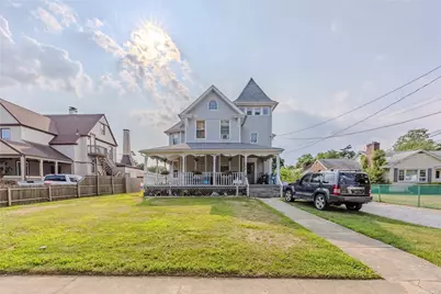 38 Park Avenue, Amityville, NY 11701 - Photo 2