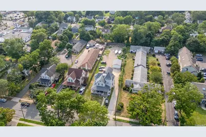 38 Park Avenue, Amityville, NY 11701 - Photo 8