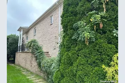 150-123 Powells Cove Boulevard, Whitestone, NY 11357 - Photo 6