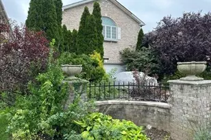 1501-23 Powells Cove Blvd, Whitestone, NY 11357 - Photo 1