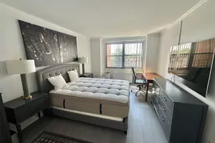 6120 Grand Central Pkwy, Forest Hills, NY 11375 - Photo 6