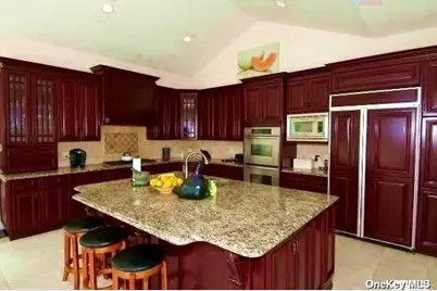 9 Kate Court, East Quogue, NY 11942 - Photo 8