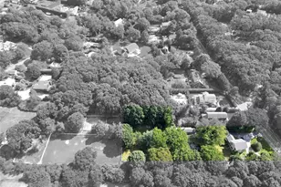 190 S Country Rd, Remsenburg, NY 11960 - Photo 20