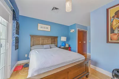 1056 North Drive, Merrick, NY 11566 - Photo 18