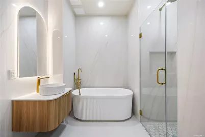 31-16 21st Street #2J, Astoria, NY 11106 - Photo 14