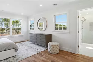 100 Rogers Tbb Ave, Westhampton Beach, NY 11978 - Photo 10