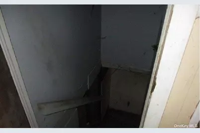 70 Beech Street, Lake Grove, NY 11755 - Photo 6