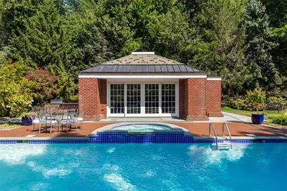 11 Dupont Court, Brookville, NY 11548 - Photo 46