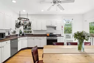 151 Bay Ave, Greenport, NY 11944 - Photo 4