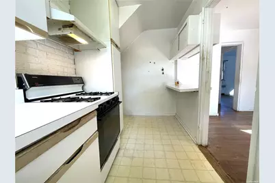 81-51 Langdale Street #207A, New Hyde Park, NY 11040 - Photo 8