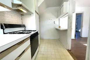 81-51 Langdale St, New Hyde Park, NY 11040 - Photo 8