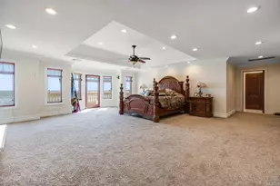 130 Wagstaff Ln, West Islip, NY 11795 - Photo 10