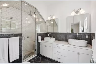 69 Three Mile Harbor Drive, East Hampton, NY 11937 - Photo 18