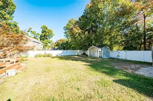 43 Hollins Ln, East Islip, NY 11730 - Photo 24