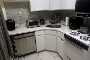 55 Tulip Ave Ave, Floral Park, NY 11001 - Photo 4