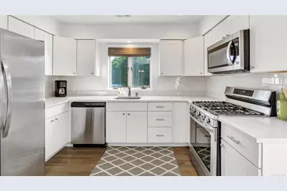 19 Rogers Lane, Remsenburg, NY 11960 - Photo 8