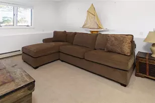 19 Rogers Ln, Remsenburg, NY 11960 - Photo 18