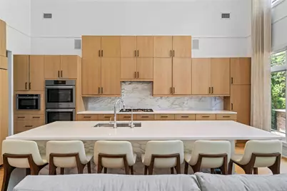 8 Holiday Pond Road, Jericho, NY 11753 - Photo 12