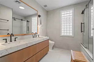 8 Holiday Pond Rd, Jericho, NY 11753 - Photo 28