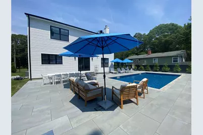 55 Squires Avenue, East Quogue, NY 11942 - Photo 22