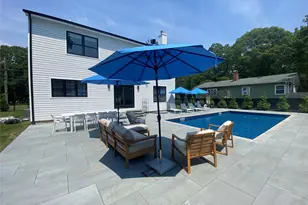55 Squires Ave, East Quogue, NY 11942 - Photo 22