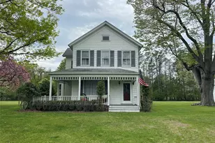 2055 Boisseau Ave, Southold, NY 11971 - Photo 4