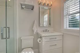 165 Marine Pl, Greenport, NY 11944 - Photo 16