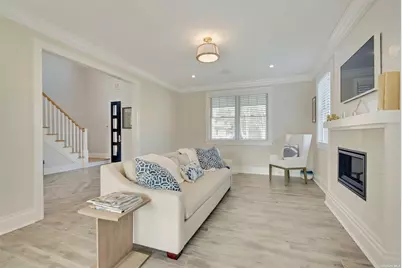 165 Marine Place, Greenport, NY 11944 - Photo 4