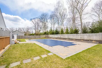 15 Pin Oak Lane, Westhampton Beach, NY 11978 - Photo 4