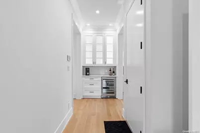 79 Farmview Road, Port Washington, NY 11050 - Photo 6