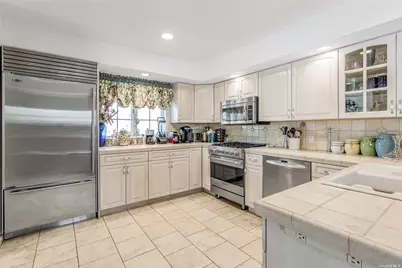 3 Pine Grove Court, Westhampton, NY 11977 - Photo 20