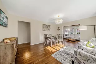 6 Rolling Hill Rd, Hampton Bays, NY 11946 - Photo 4