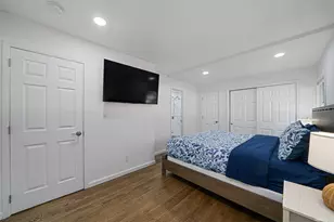 6 Rolling Hill Rd, Hampton Bays, NY 11946 - Photo 14