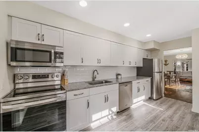 6 Rolling Hill Road, Hampton Bays, NY 11946 - Photo 10