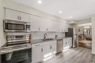 6 Rolling Hill Rd, Hampton Bays, NY 11946 - Photo 10