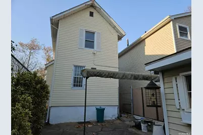 141-18 Lakewood Avenue, Jamaica, NY 11435 - Photo 4