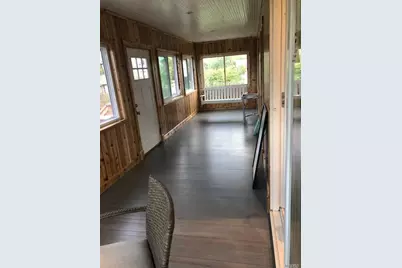 7 Crescent Walk, Seaview, NY 11770 - Photo 10