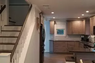 7 Crescent Walk, Seaview, NY 11770 - Photo 4