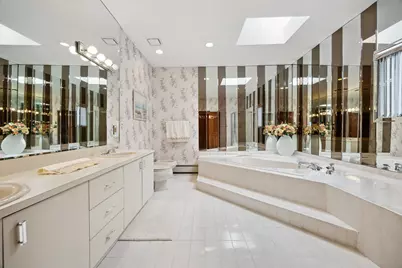 6 Heather Court, Dix Hills, NY 11746 - Photo 24