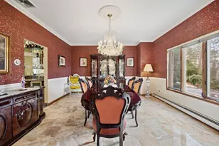 6 Heather Ct, Dix Hills, NY 11746 - Photo 8