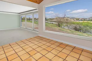 1230 Harbor Rd, Hewlett, NY 11557 - Photo 10