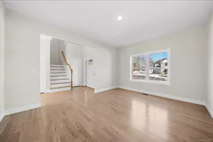 8 Fourth Lot 10 Ave, Centereach, NY 11720 - Photo 28