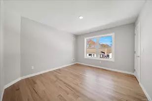 8 Fourth Lot 10 Ave, Centereach, NY 11720 - Photo 16