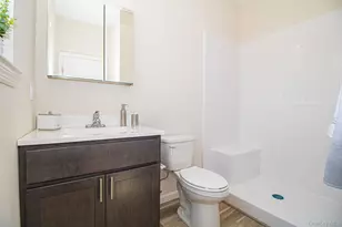 309 Ashley Ct Ave, North Babylon, NY 11703 - Photo 4