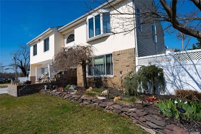 7 Belcul Court, East Islip, NY 11730 - Photo 1