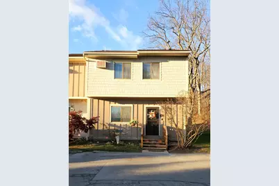 5910 Chelsea Cove N, Hopewell Junction, NY 12533 - Photo 1