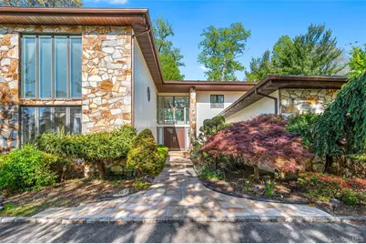 45 Bristol Drive, Manhasset, NY 11030 - Photo 1