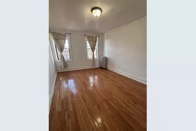 10905 Farmers Boulevard #2F, Saint Albans, NY 11412 - Photo 1