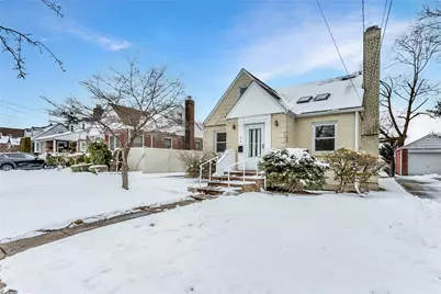 246 Oakford Street, West Hempstead, NY 11552 - Photo 1